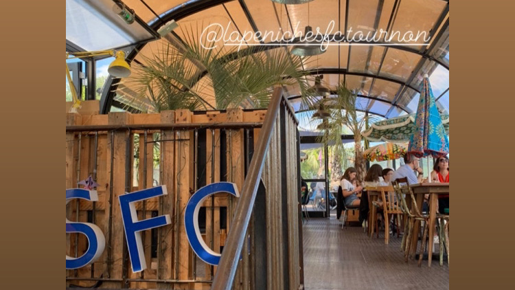 La péniche Slow Food Café 1